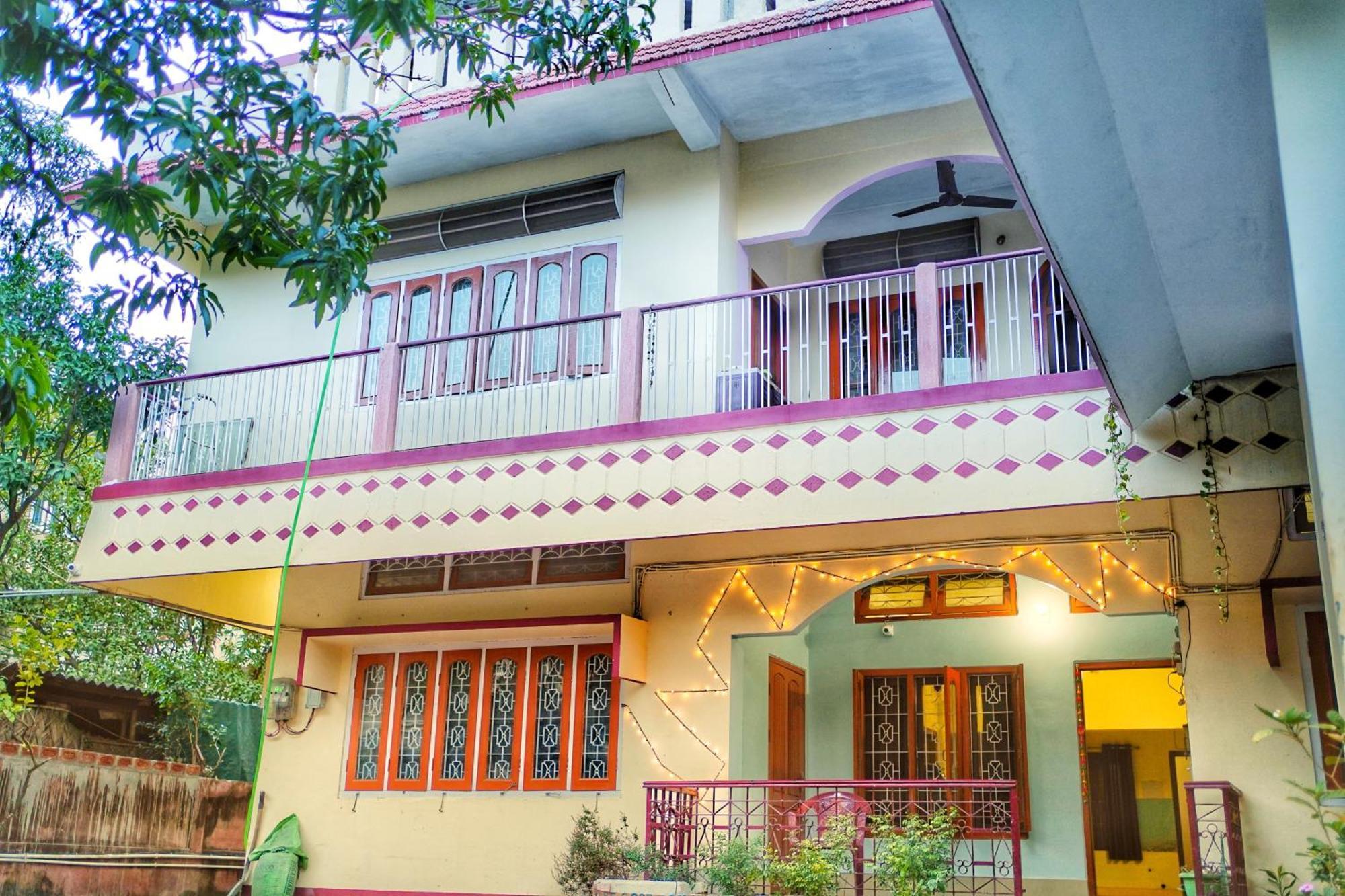 Capital Heritage Homestay Guwahati Exteriör bild