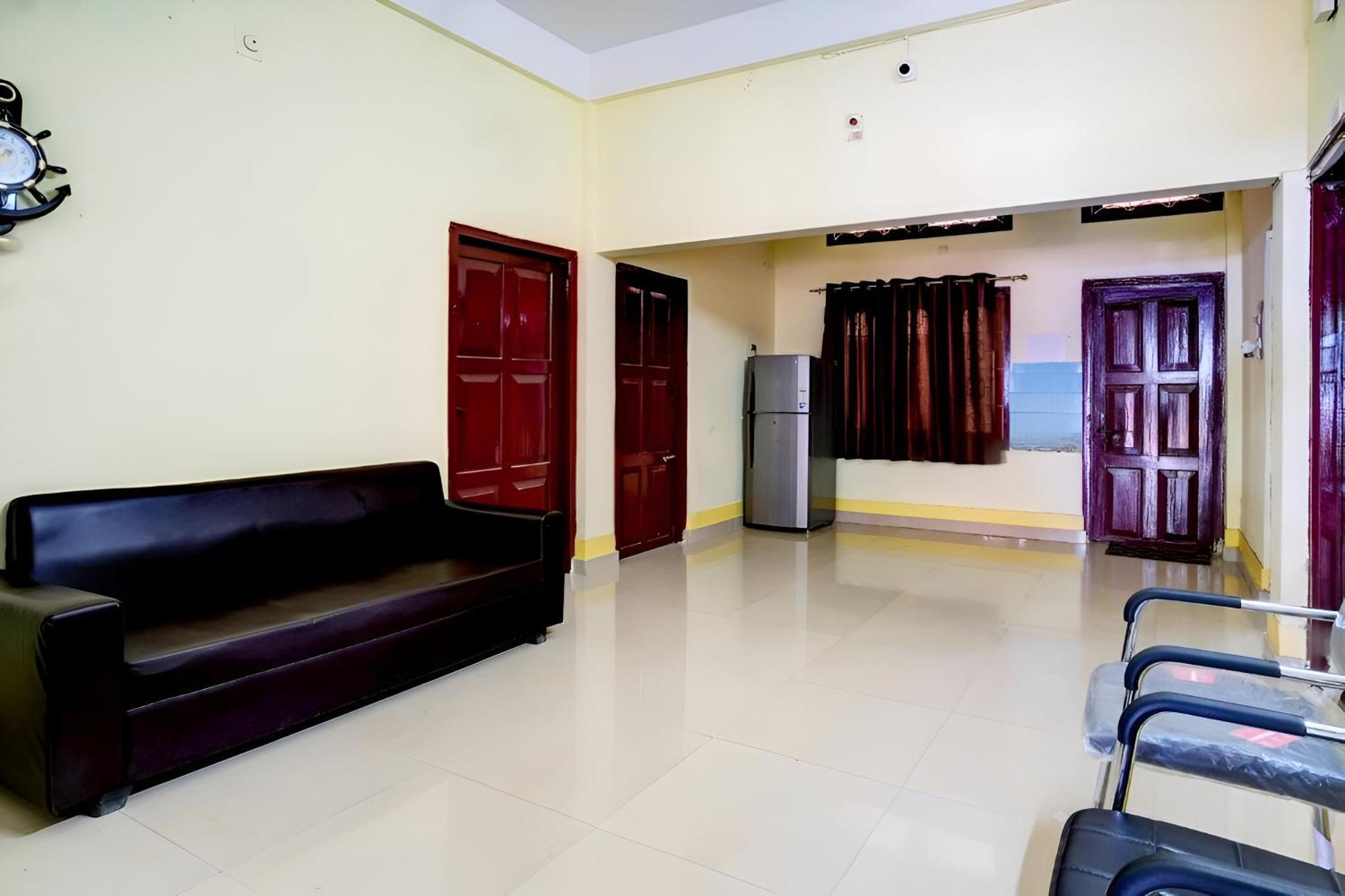 Capital Heritage Homestay Guwahati Exteriör bild