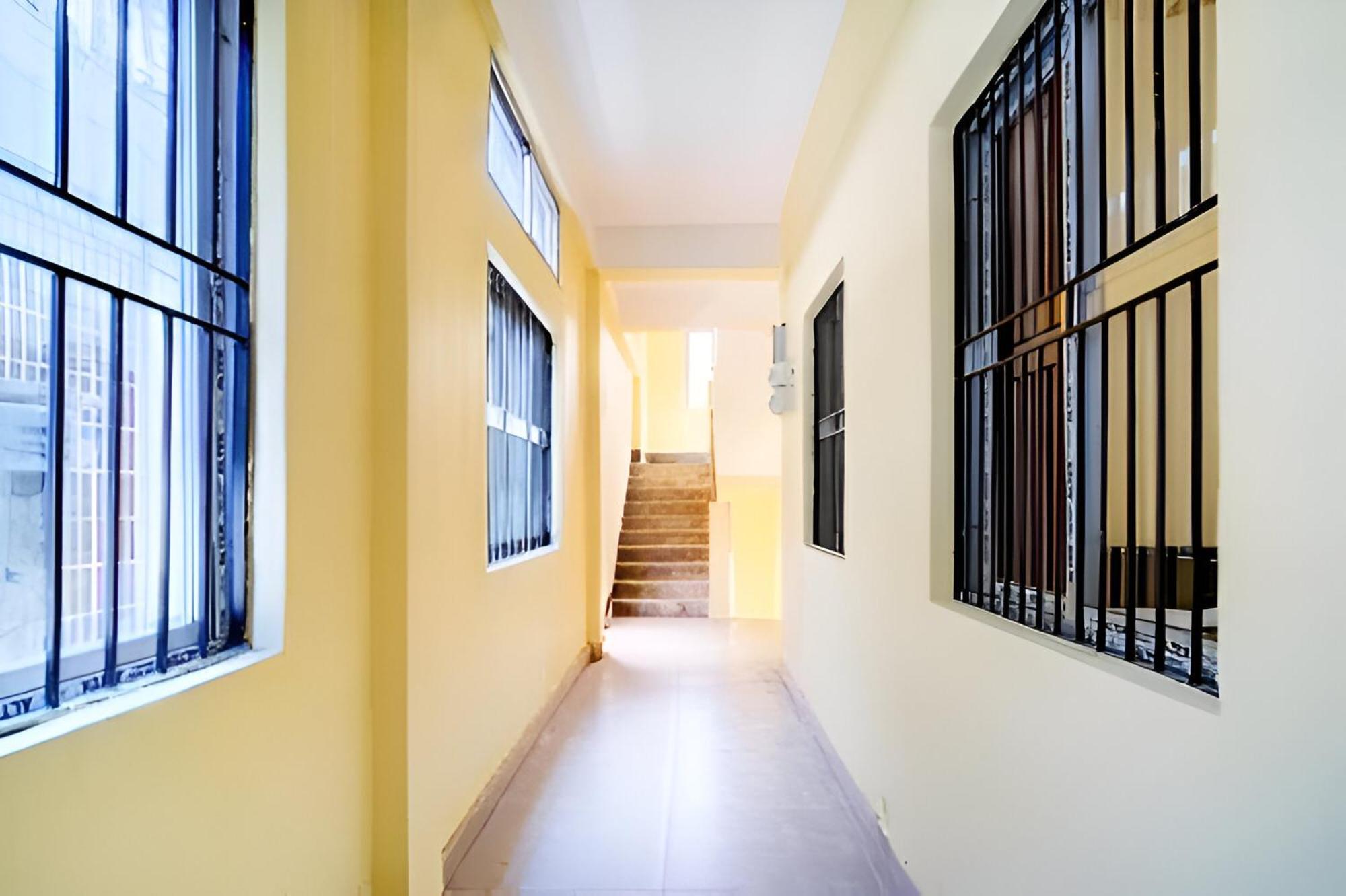 Capital Heritage Homestay Guwahati Exteriör bild