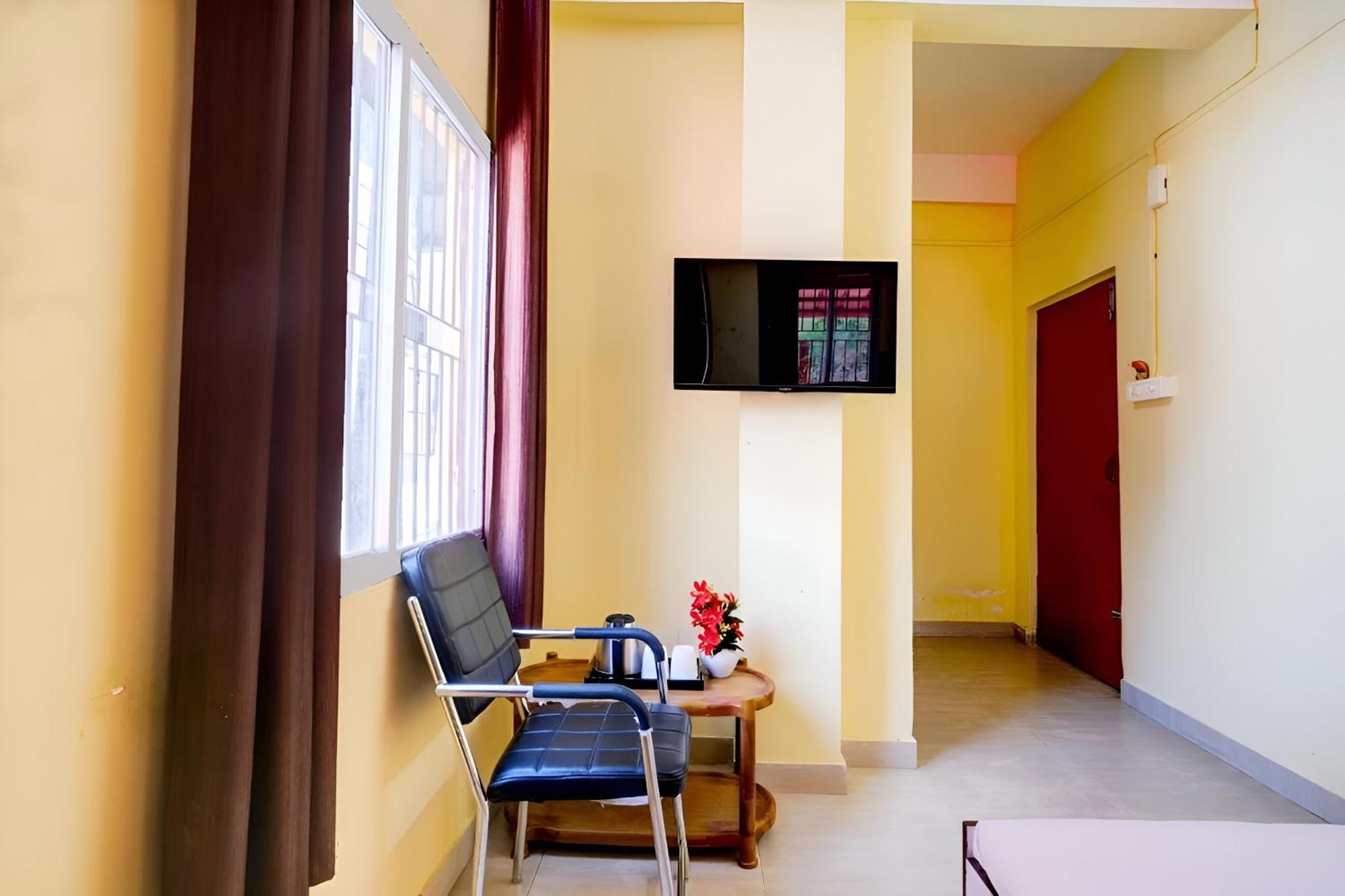 Capital Heritage Homestay Guwahati Exteriör bild