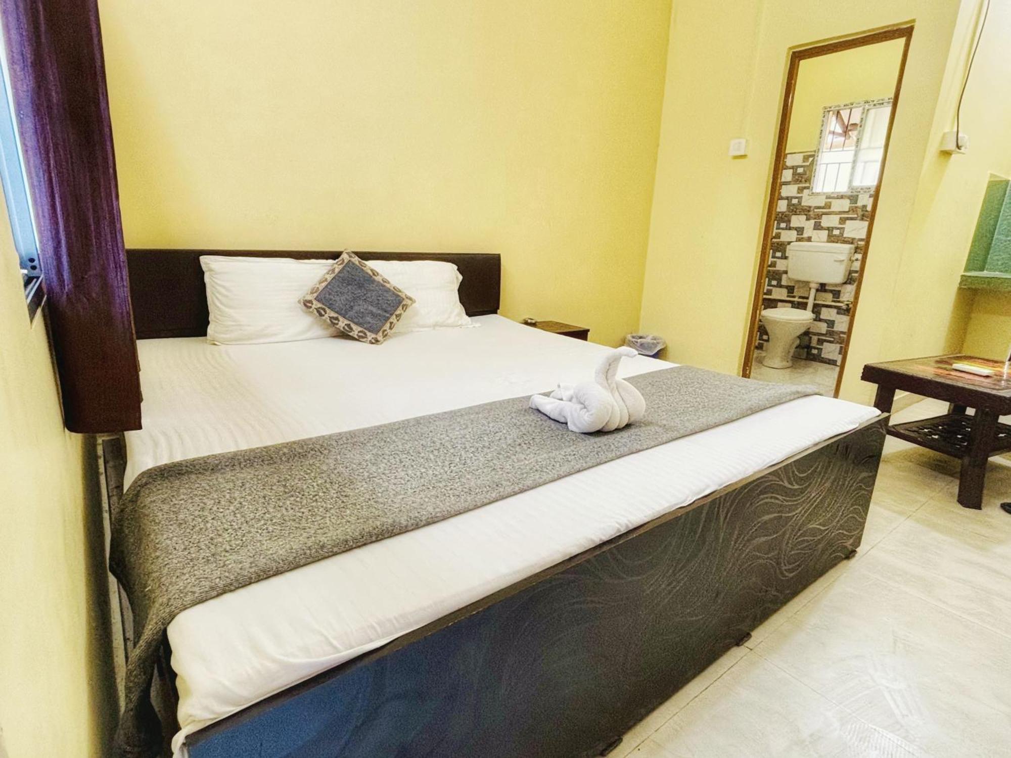 Capital Heritage Homestay Guwahati Exteriör bild