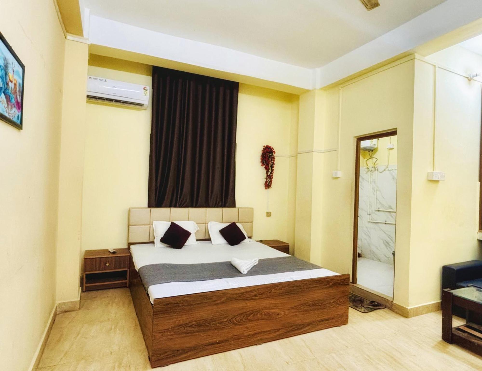 Capital Heritage Homestay Guwahati Exteriör bild